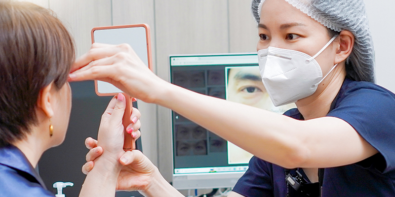 Consultation for Eyelid Lift at Keangnam Korea