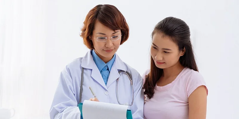 Best Place for Dark Spot Treatment: Spa vs Dermatology Hospital vs Aesthetic Clinic 3 Advantages and Disadvantages of Dark Spot Treatment at a Dermatology Hospital