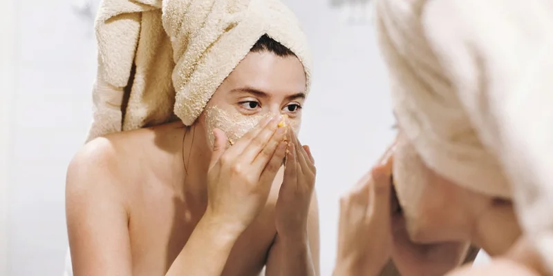 Hydrated Skin: 3 Ways to Restore Dry Skin Naturally 4 Exfoliate Regularly to Reveal Hydrated Skin