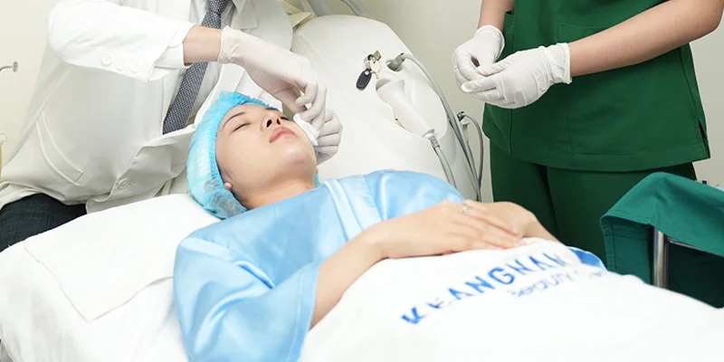 What's In a Skin Booster? PRP, PDRN, Exosome & HA Explained 3 Exosome-based skin booster technology for skin renewal