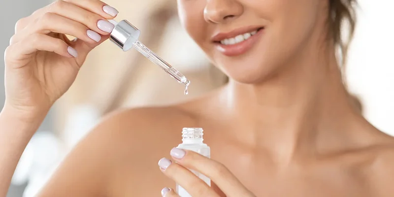 Forehead Wrinkles at Home: A 6-Step Skincare Routine 6 Moisturizer to protect skin when treating forehead wrinkles at home