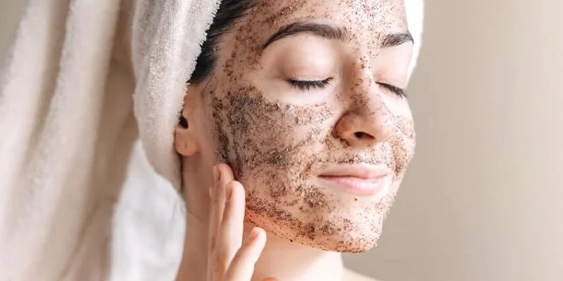 How to Get Rid of Forehead Wrinkles: 5 Proven Methods 3 Gentle Exfoliation and Retinoids for Early Lines